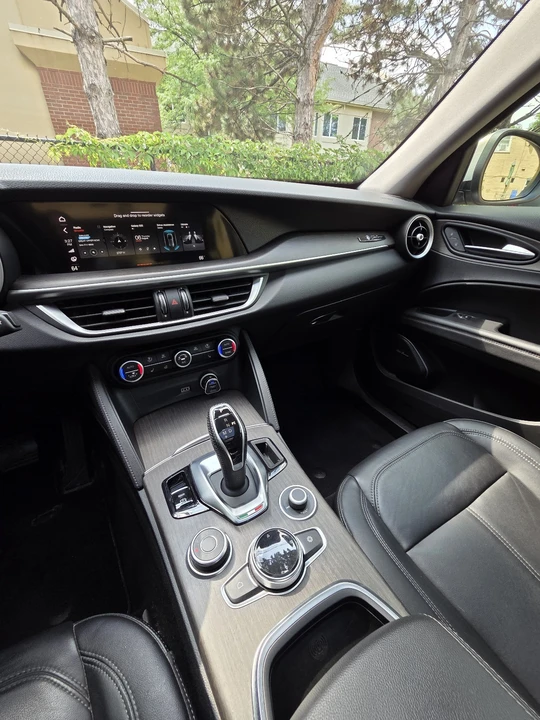2020 Alfa Romeo Stelvio - Image 30 of 31