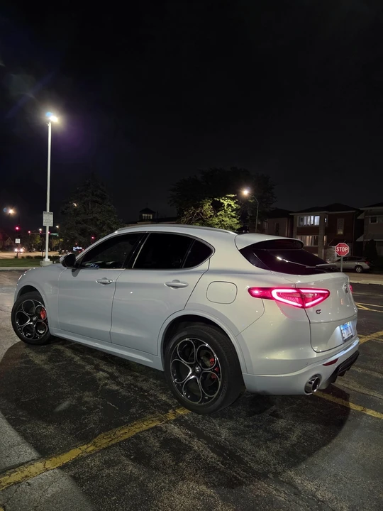 2020 Alfa Romeo Stelvio - Image 16 of 31
