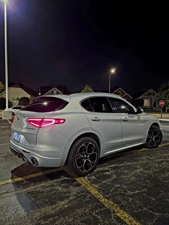2020 Alfa Romeo Stelvio - Image 15 of 31