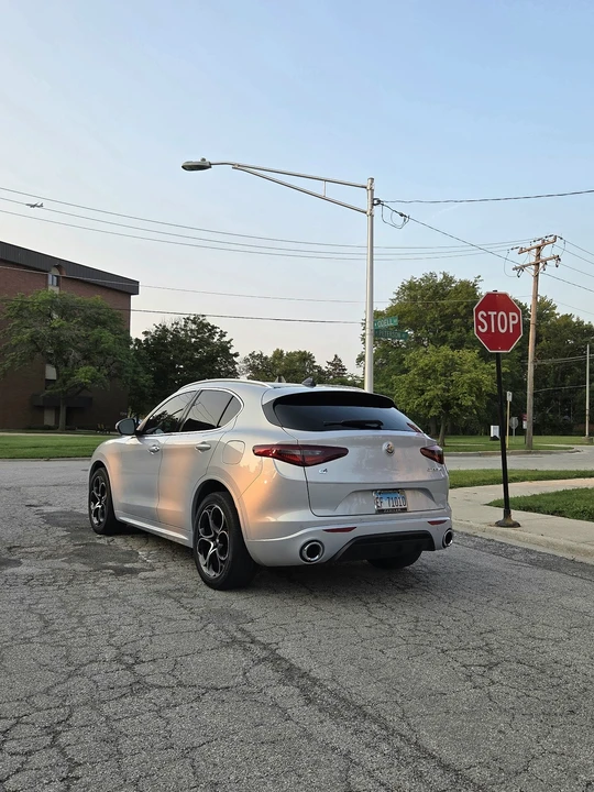 2020 Alfa Romeo Stelvio - Image 14 of 31