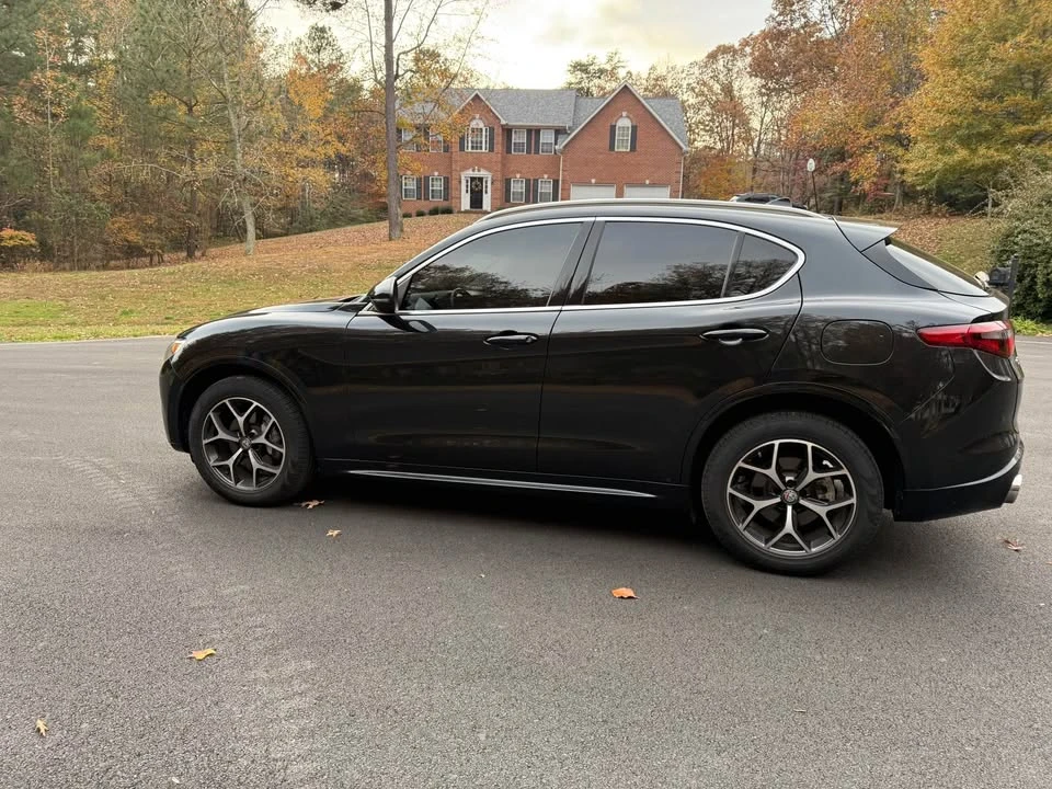 2020 Alfa Romeo Stelvio - Image 2 of 10