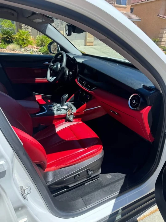 2020 Alfa Romeo Stelvio - Image 9 of 14