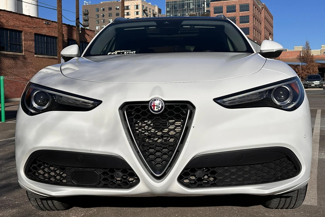 2020 Alfa Romeo Stelvio - Image 2 of 31