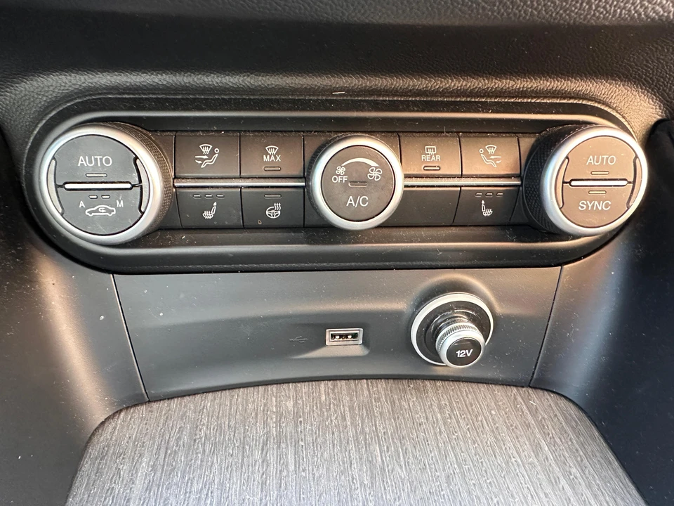 2020 Alfa Romeo Stelvio - Image 29 of 31