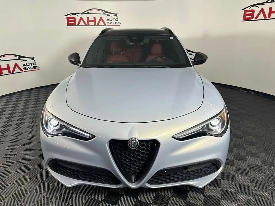 2020 Alfa Romeo Stelvio - Image 11 of 18