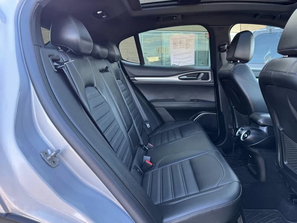 2020 Alfa Romeo Stelvio - Image 15 of 19