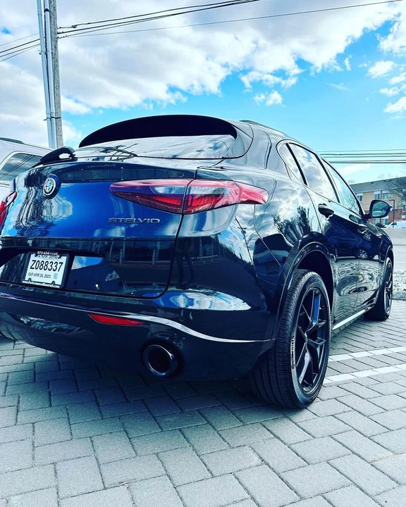 2020 Alfa Romeo Stelvio - Image 2 of 9