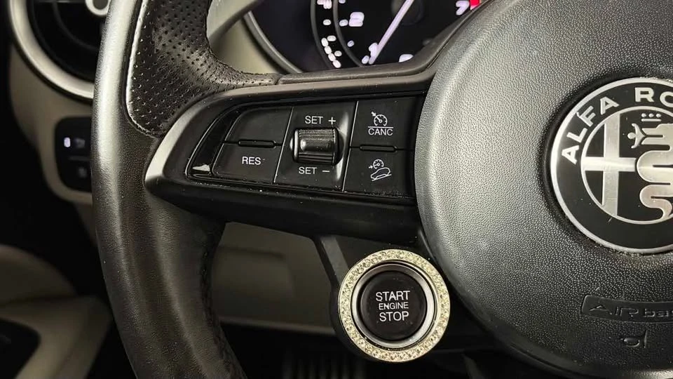 2020 Alfa Romeo Stelvio - Image 17 of 20
