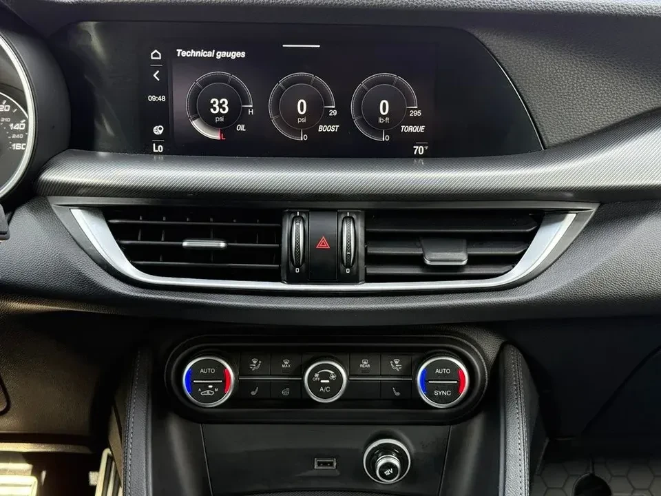 2020 Alfa Romeo Stelvio - Image 16 of 20