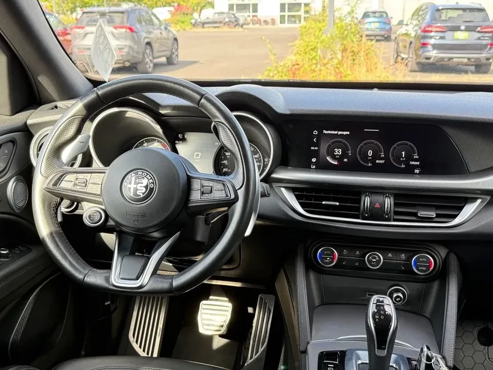 2020 Alfa Romeo Stelvio - Image 18 of 20