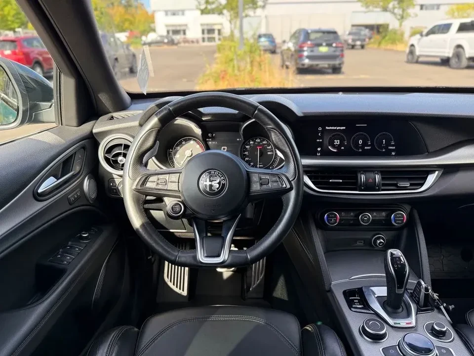 2020 Alfa Romeo Stelvio - Image 14 of 20