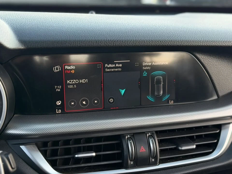 2020 Alfa Romeo Stelvio - Image 18 of 20