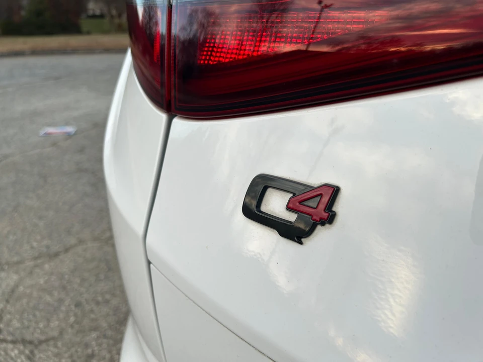 2020 Alfa Romeo Stelvio - Image 28 of 31