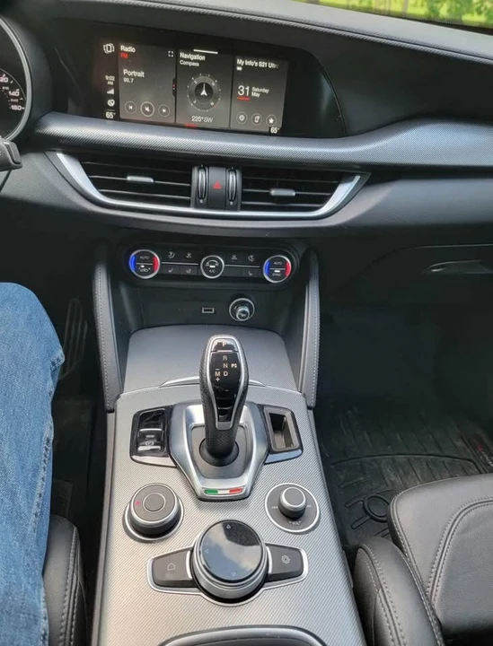 2020 Alfa Romeo Stelvio - Image 7 of 8
