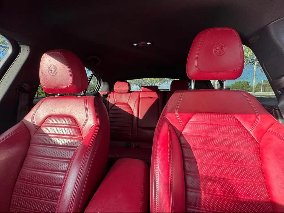 2020 Alfa Romeo Stelvio - Image 11 of 18