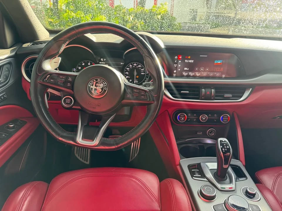 2020 Alfa Romeo Stelvio - Image 14 of 18