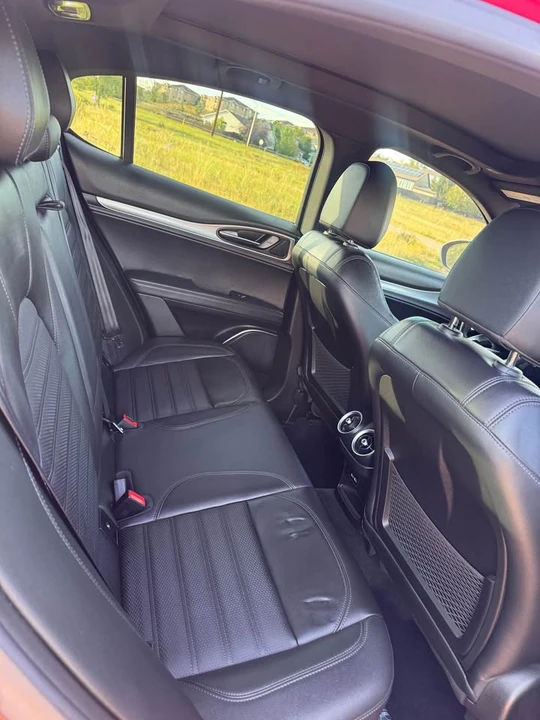 2020 Alfa Romeo Stelvio - Image 6 of 10