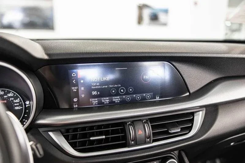 2020 Alfa Romeo Stelvio - Image 13 of 19