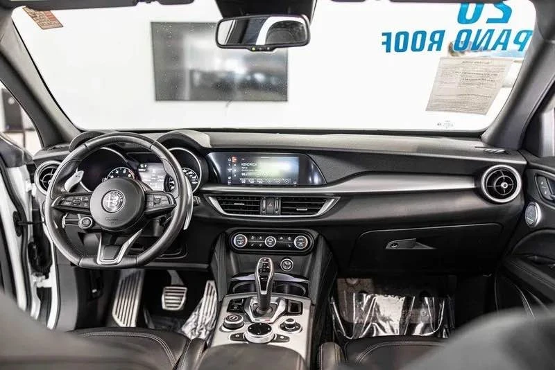 2020 Alfa Romeo Stelvio - Image 17 of 19