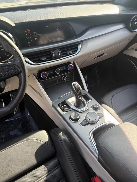 2020 Alfa Romeo Stelvio - Image 10 of 16