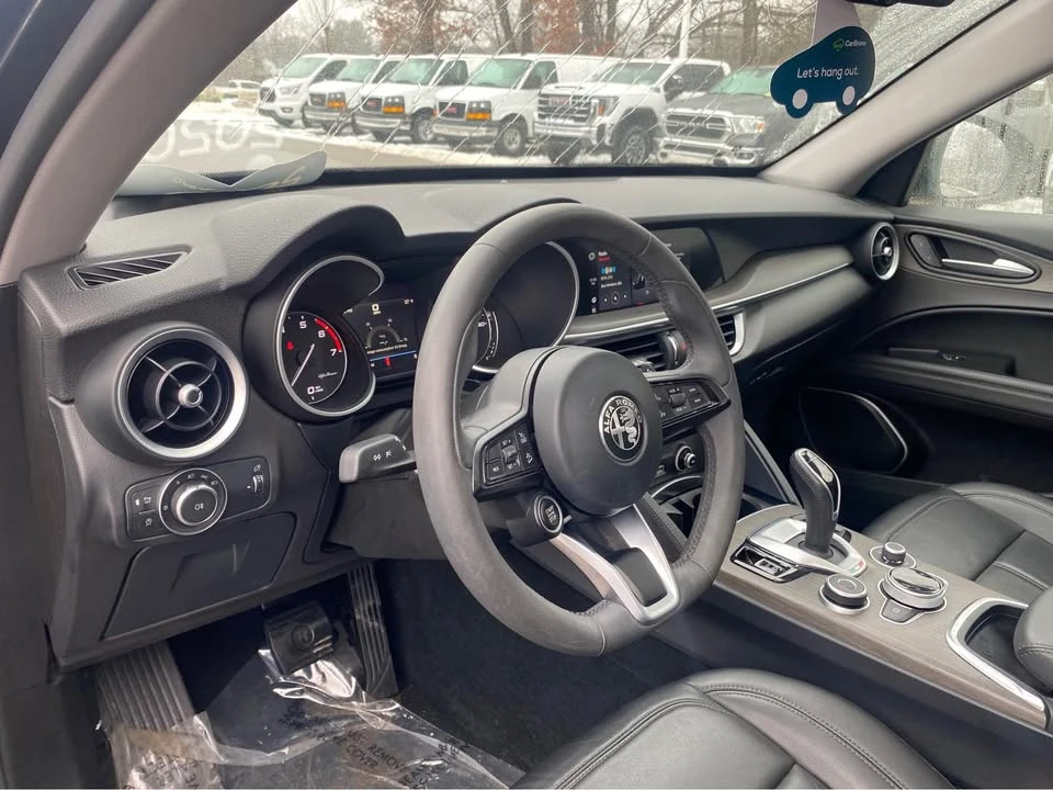 2020 Alfa Romeo Stelvio - Image 11 of 17
