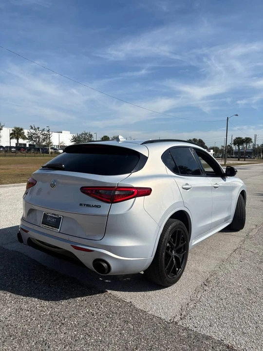 2020 Alfa Romeo Stelvio - Image 5 of 16