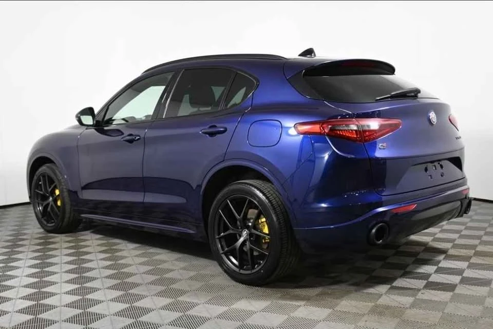 2020 Alfa Romeo Stelvio - Image 10 of 19