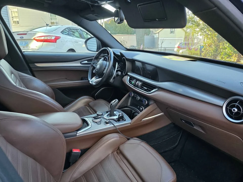 2020 Alfa Romeo Stelvio - Image 9 of 19