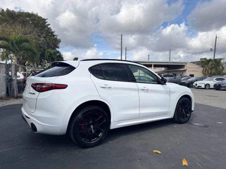 2020 Alfa Romeo Stelvio - Image 7 of 14