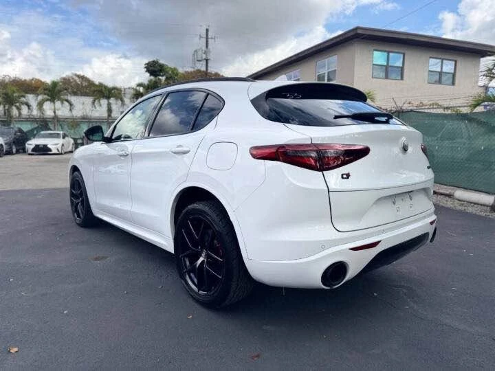 2020 Alfa Romeo Stelvio - Image 5 of 14
