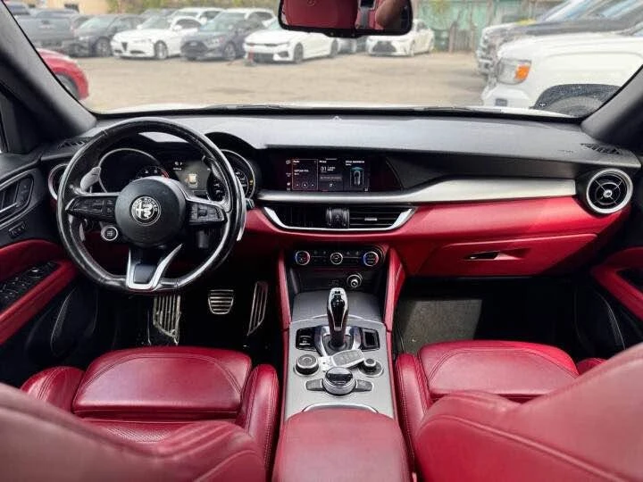 2020 Alfa Romeo Stelvio - Image 9 of 14