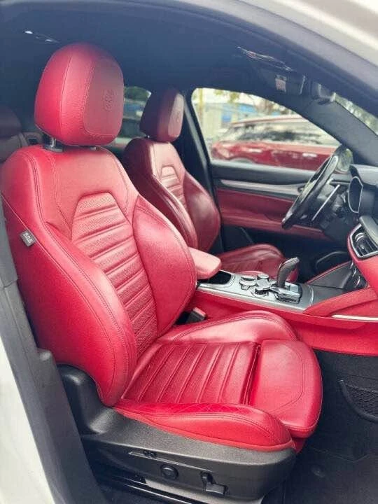 2020 Alfa Romeo Stelvio - Image 11 of 14