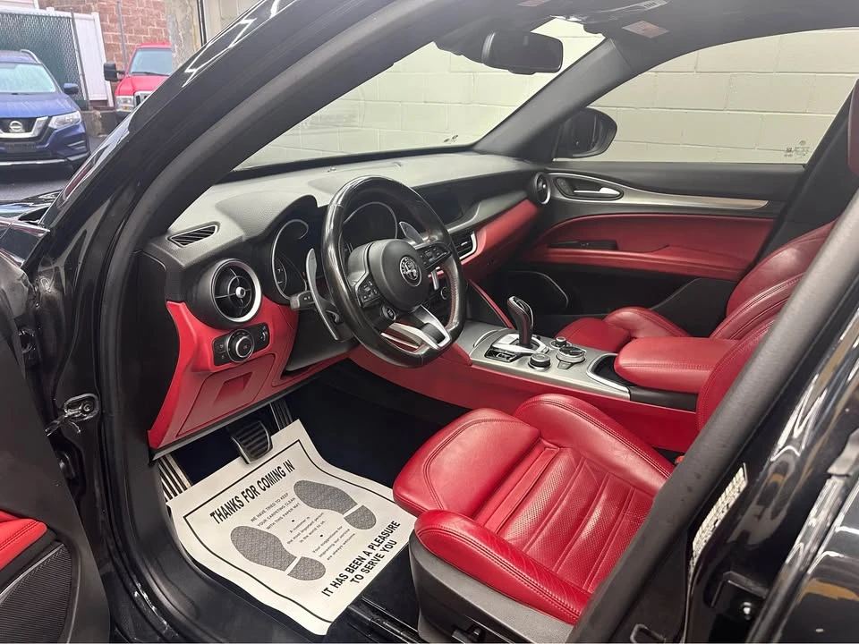 2020 Alfa Romeo Stelvio - Image 9 of 20