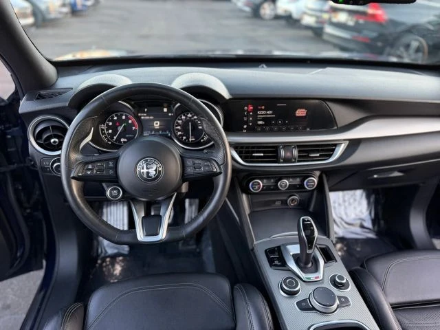 2020 Alfa Romeo Stelvio - Image 17 of 30
