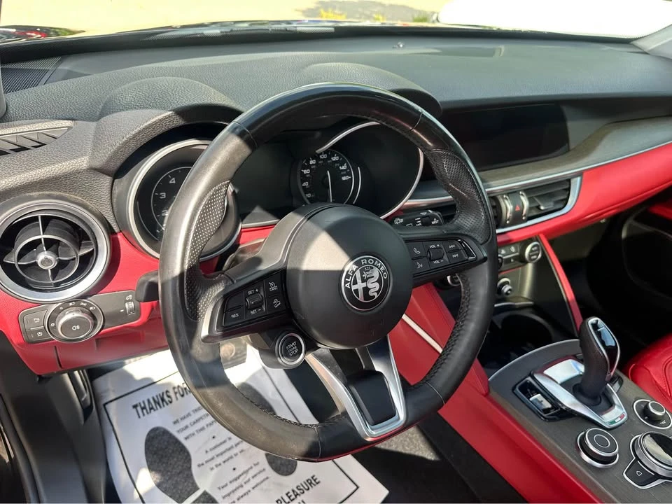2020 Alfa Romeo Stelvio - Image 15 of 18