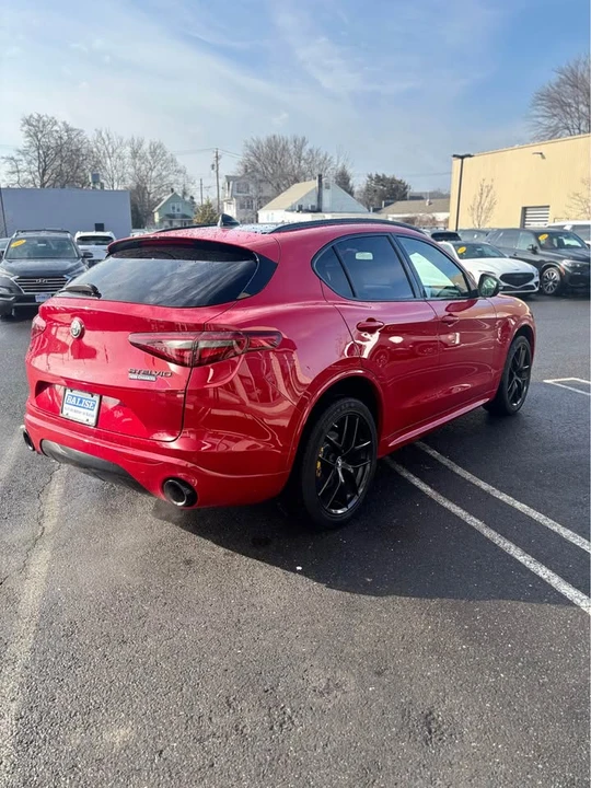 2020 Alfa Romeo Stelvio - Image 10 of 10