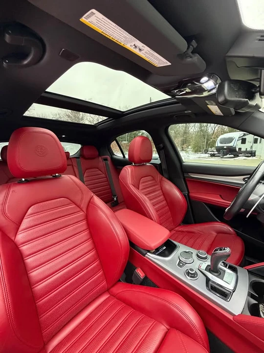 2020 Alfa Romeo Stelvio - Image 5 of 7