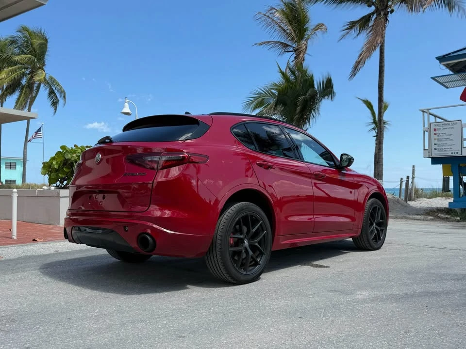2020 Alfa Romeo Stelvio - Image 18 of 20