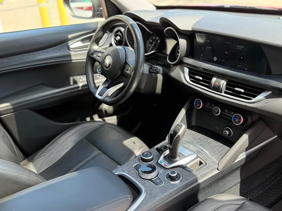 2020 Alfa Romeo Stelvio - Image 17 of 20