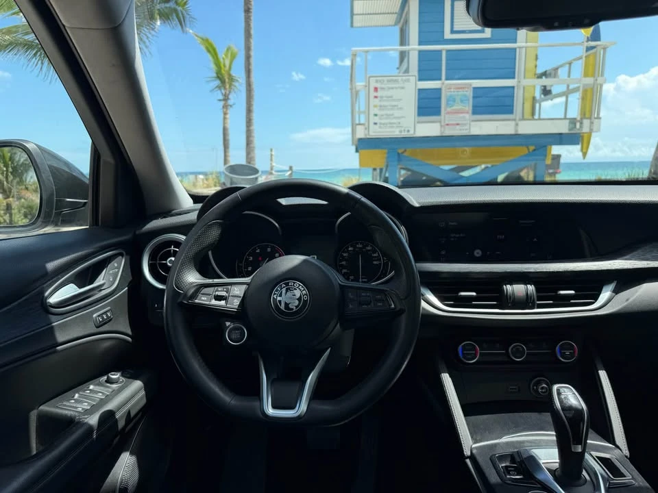 2020 Alfa Romeo Stelvio - Image 16 of 20