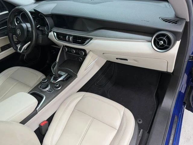 2020 Alfa Romeo Stelvio - Image 11 of 31