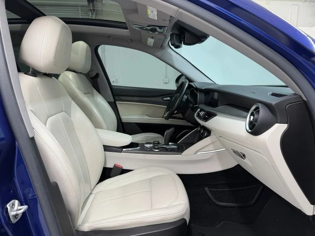 2020 Alfa Romeo Stelvio - Image 12 of 31