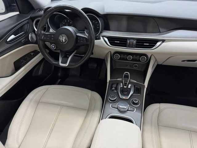 2020 Alfa Romeo Stelvio - Image 29 of 31
