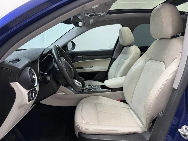 2020 Alfa Romeo Stelvio - Image 13 of 31