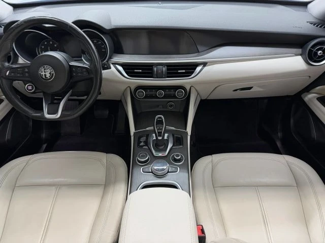 2020 Alfa Romeo Stelvio - Image 2 of 31