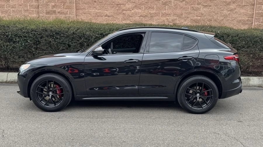 2020 Alfa Romeo Stelvio - Image 2 of 12
