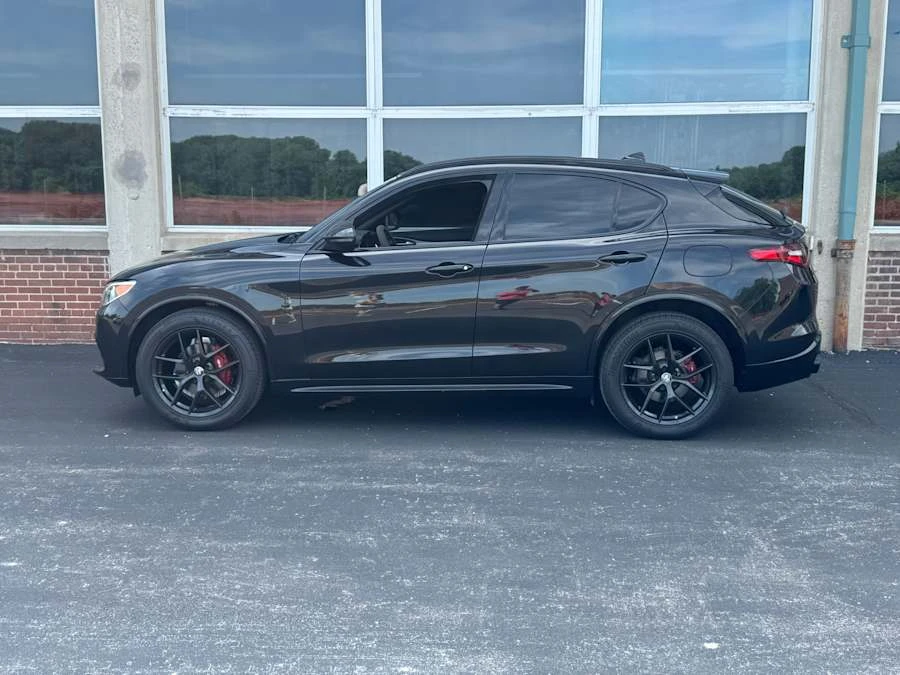 2020 Alfa Romeo Stelvio - Image 2 of 11