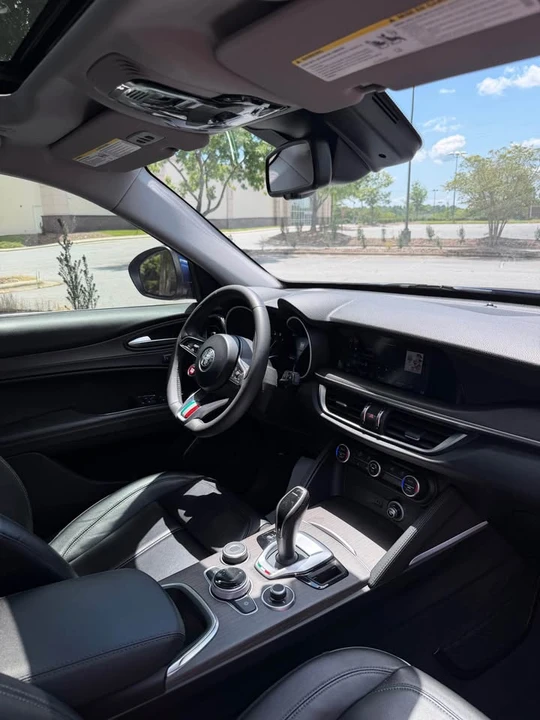 2020 Alfa Romeo Stelvio - Image 9 of 20