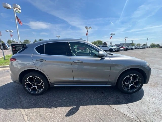 2020 Alfa Romeo Stelvio - Image 2 of 6