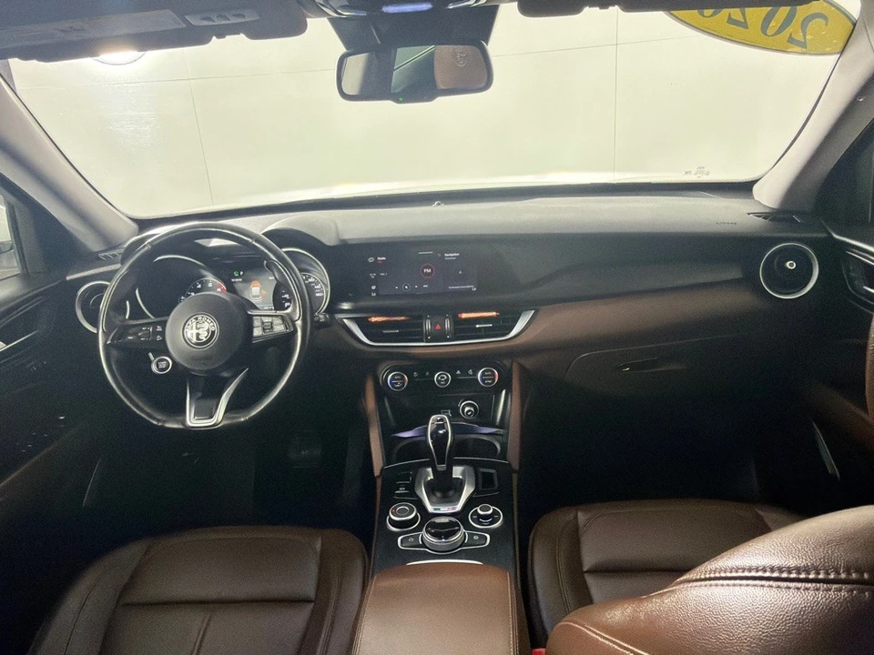 2020 Alfa Romeo Stelvio - Image 23 of 24